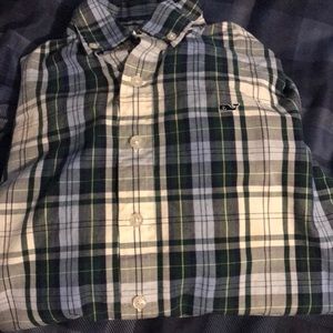 Vineyard vines large whale shirt